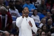 Pelicans head coach Willie Green